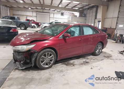 2015 Toyota Camry Se z USA, uszkodzony, nr VIN 4T1BF1FK9FU968374